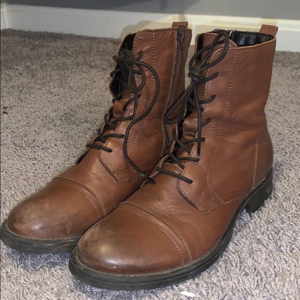 ALDO Tie up Boots